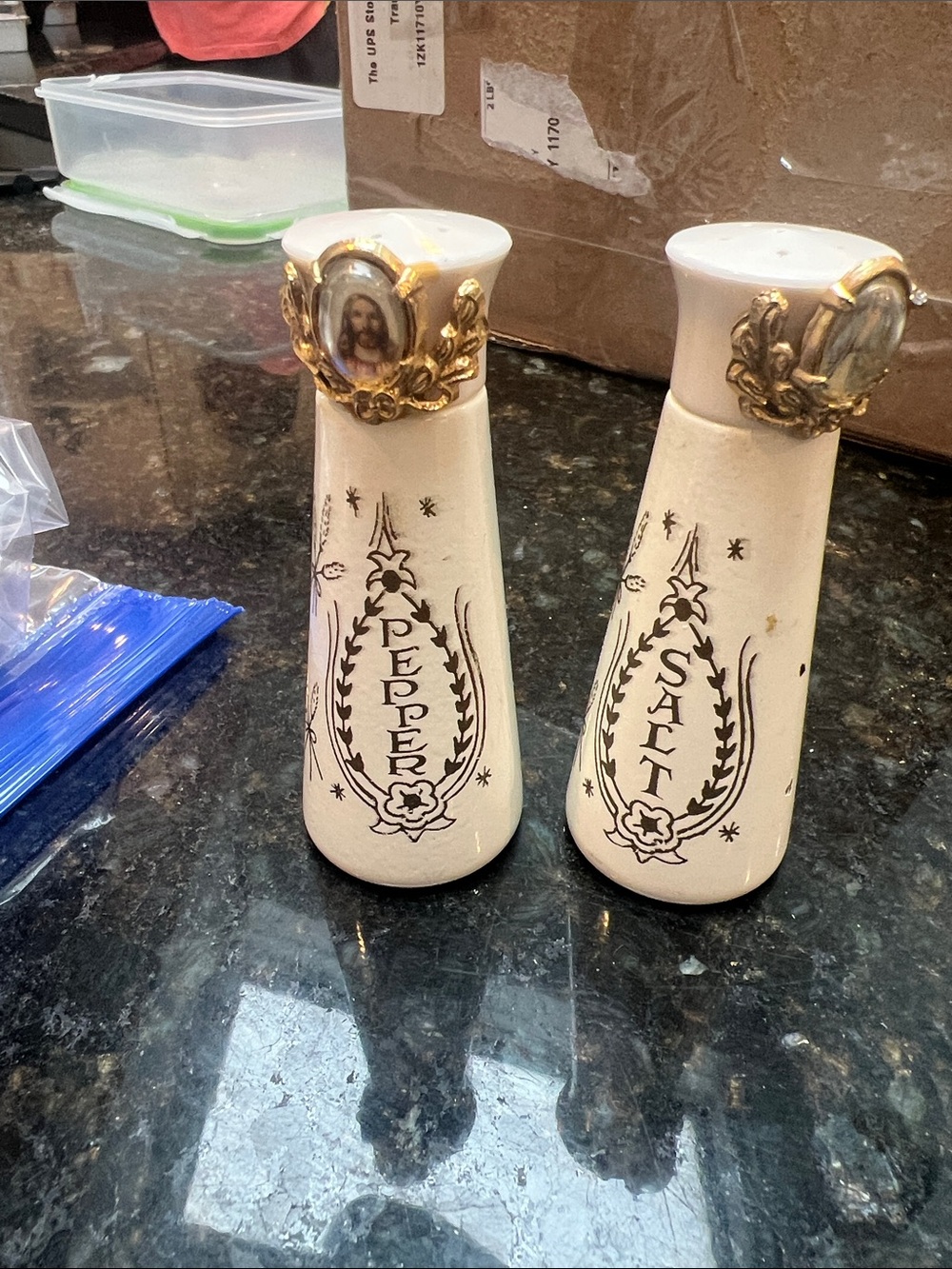 Vintage-Inspired Cream Salt and Pepper Shaker Set with Gold Accents